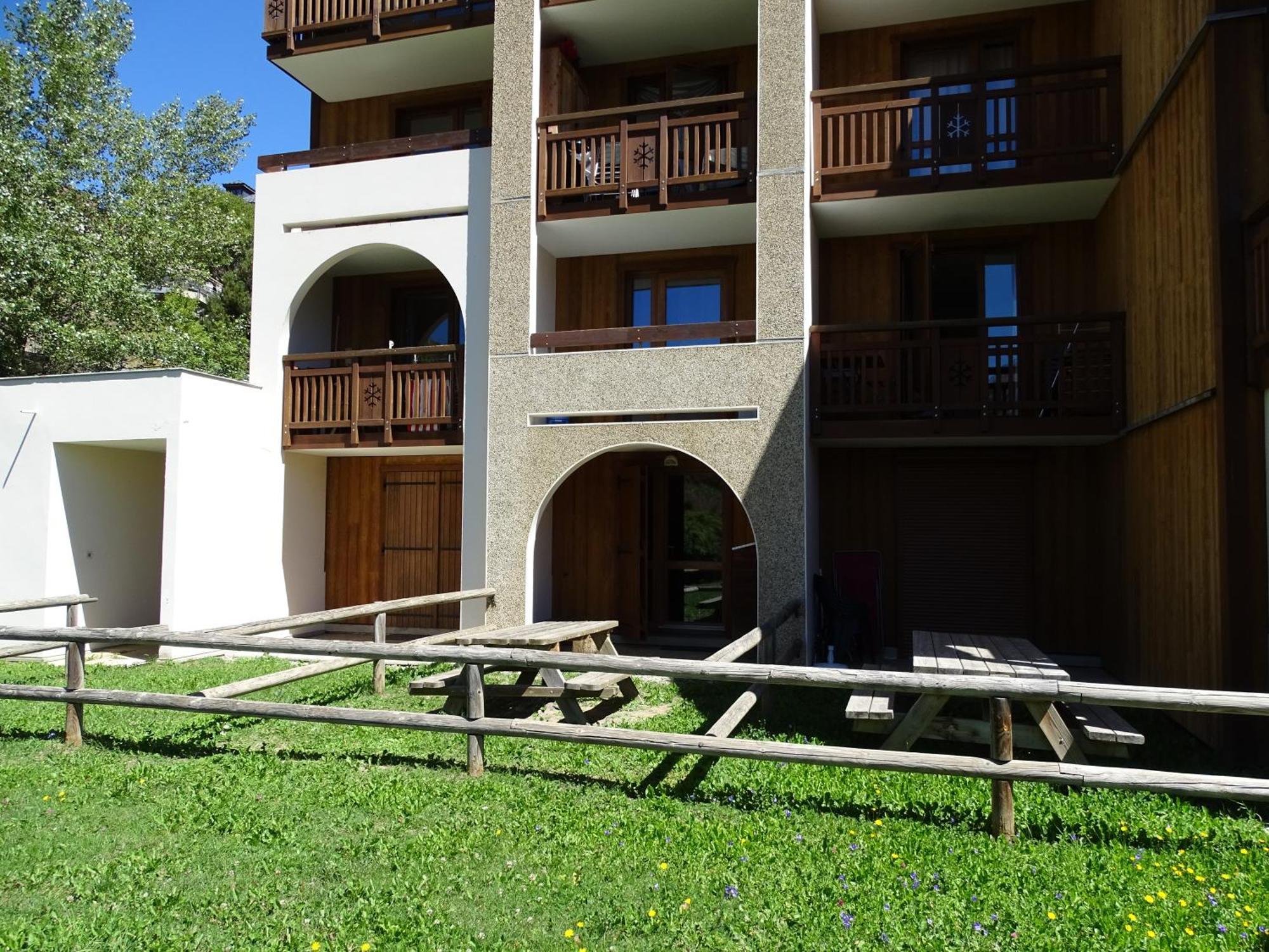 Studio Avec Jardin Et Garage, Proche Super Venosc Les Deux Alpes Ngoại thất bức ảnh